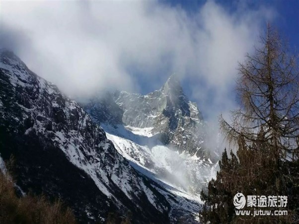 達古冰山